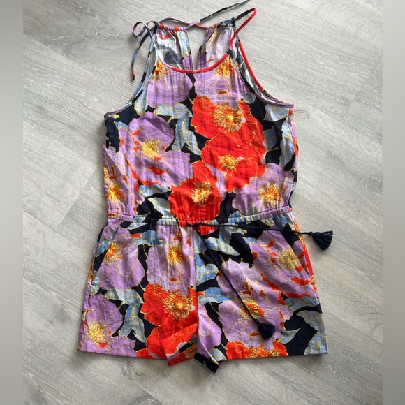 LOFT Anne Taylor Size M Floral Halter Shorts Romper - Picture 2 of 5